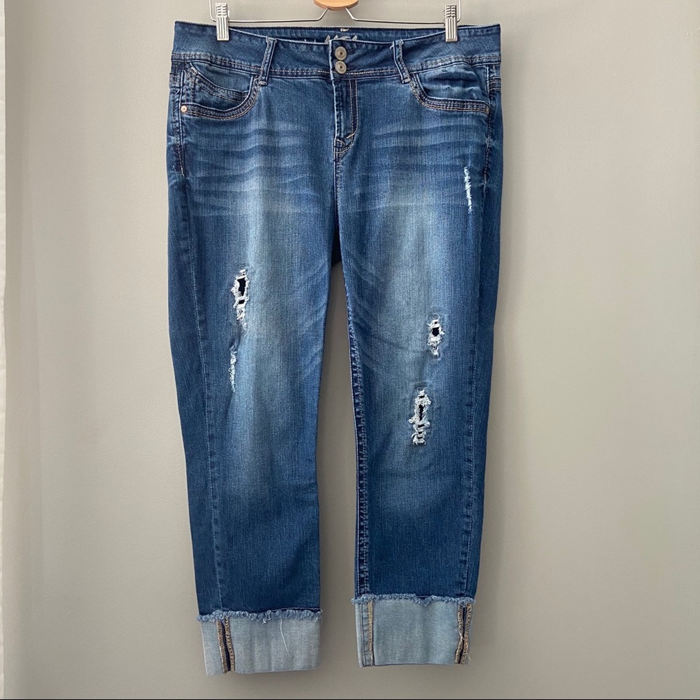 Wallflower Medium Wash Crop Denim Jeans Size 17